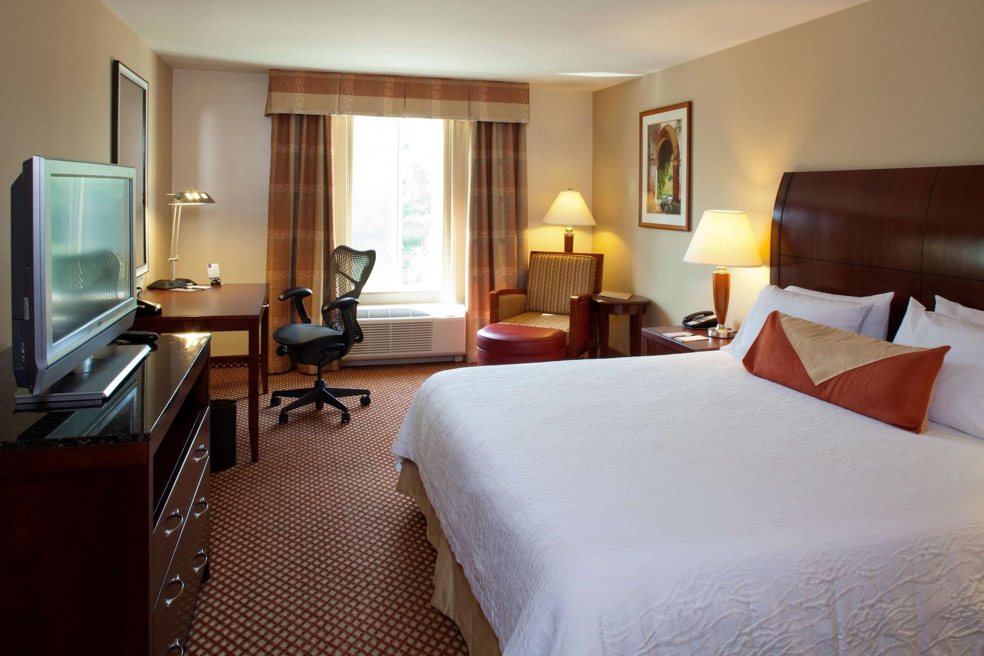 Hilton Garden Inn Riverhead Eksteriør bilde