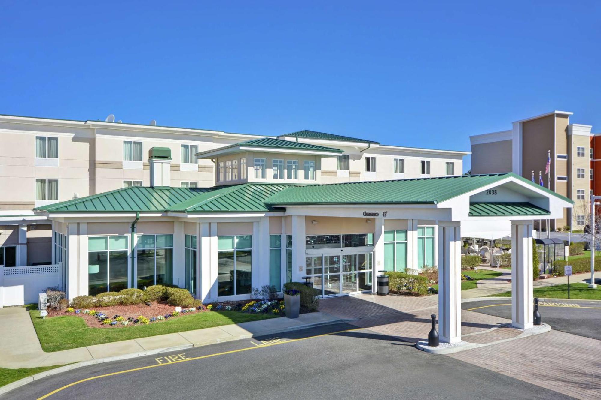 Hilton Garden Inn Riverhead Eksteriør bilde